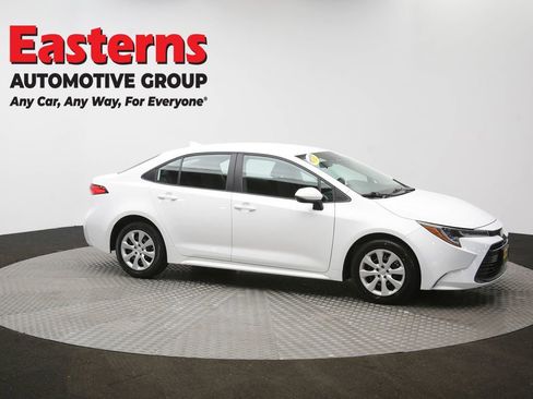 Used 2024 Toyota Corolla LE FWD image 45