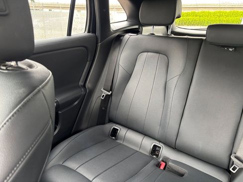 Used 2025 Mercedes-Benz GLA 250 image 40