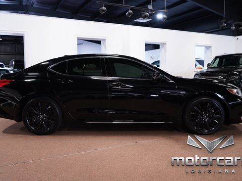 Used 2018 Acura TLX V6 w/ Technology Package FWD image 8
