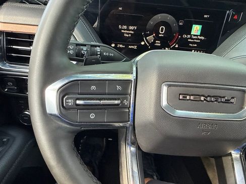 Used 2025 GMC Yukon Denali AWD/4WD image 44