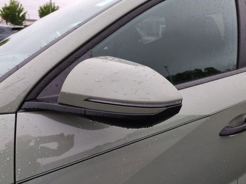 Used 2022 Hyundai Santa Cruz SEL FWD image 11