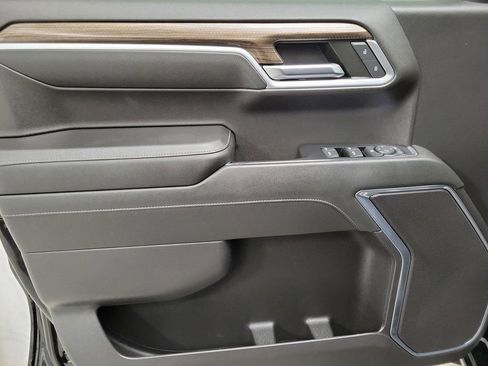 Certified 2022 Chevrolet Silverado 1500 RST image 14