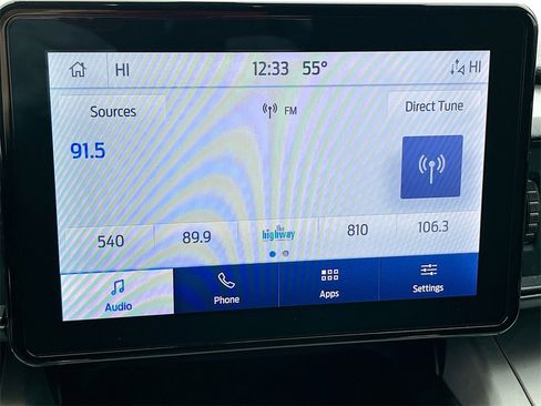 Used 2023 Ford Explorer XLT image 14