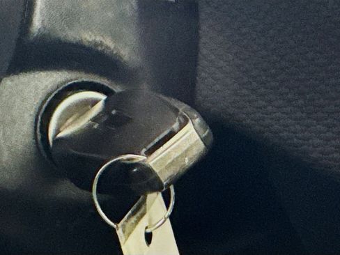 Used 2018 Chevrolet Cruze LT image 18