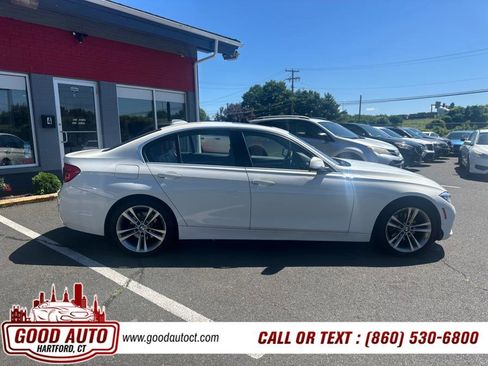 Used 2017 BMW 330i xDrive Sedan image 4