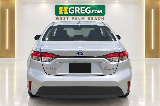 Used 2023 Toyota Corolla LE FWD image 8