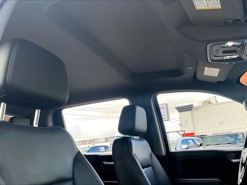 Used 2021 GMC Sierra 1500 SLT image 14