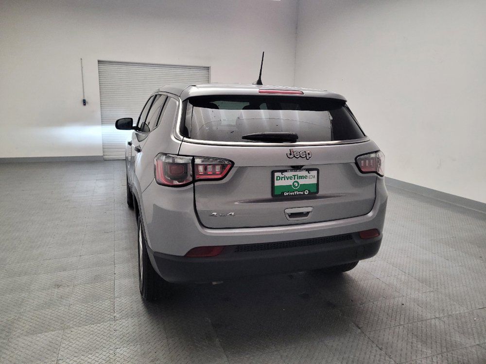 Used 2023 Jeep Compass Sport AWD/4WD image 6