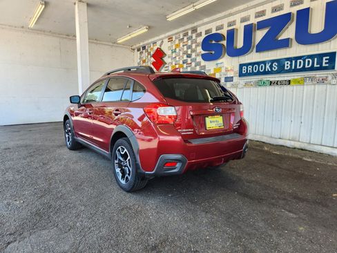 Used 2017 Subaru Crosstrek 2.0i Limited w/ Popular Package #1 AWD/4WD image 5