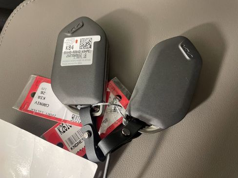 New 2026 Kia Carnival SX image 35