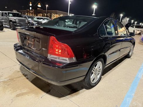 Used 2006 Volvo S60 2.5T image 2