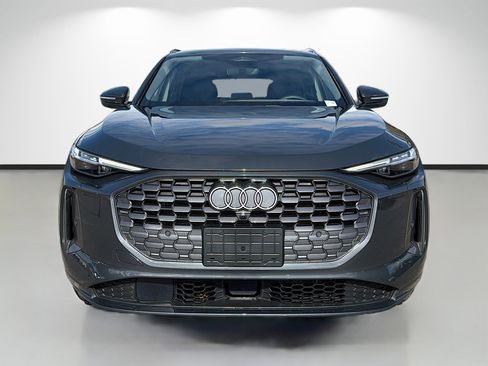 Certified 2025 Audi Q5 Prestige AWD/4WD image 8