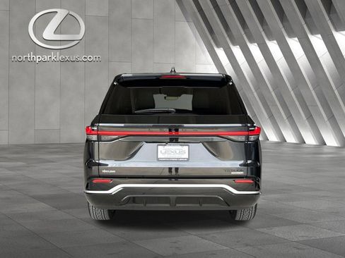 Certified 2026 Lexus TX 500h AWD w/ Technology Package image 27