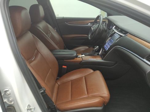Used 2016 Cadillac XTS Luxury FWD image 21