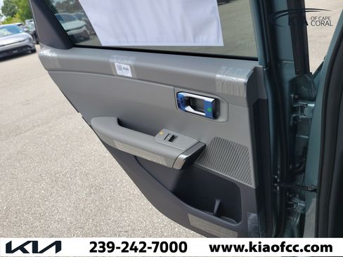 New 2027 Kia Seltos S FWD image 13