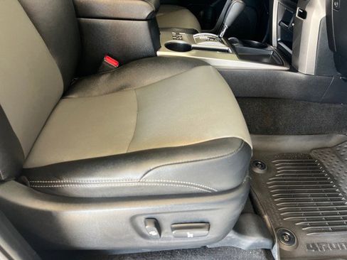 Used 2021 Toyota 4Runner SR5 Premium w/ Moonroof Package image 29