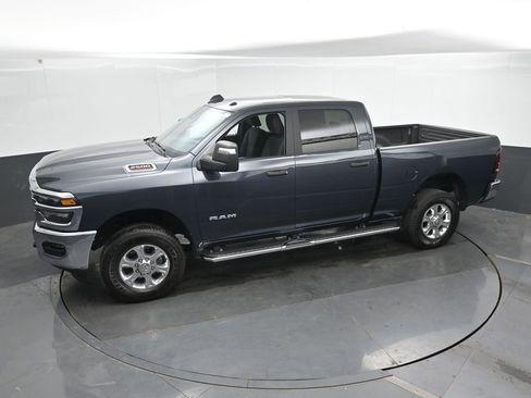 Used 2025 RAM 2500 Big Horn AWD/4WD image 54