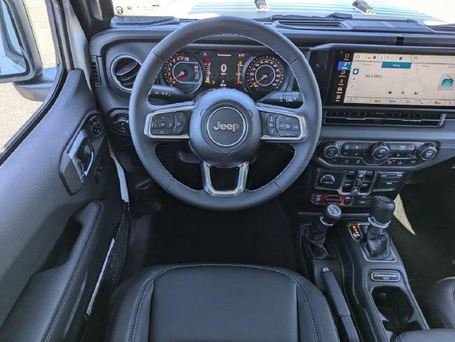 New 2026 Jeep Gladiator Sport AWD/4WD image 16