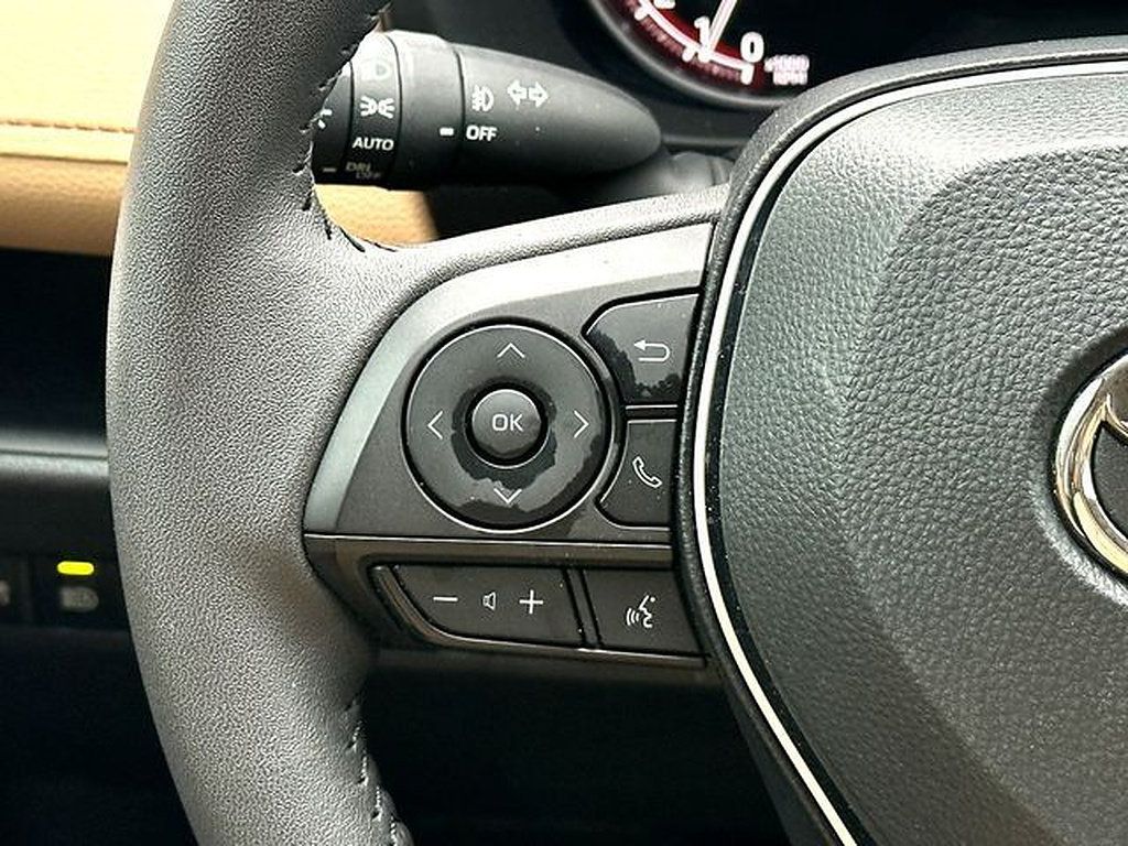 Certified 2025 Toyota RAV4 XLE Premium FWD image 22