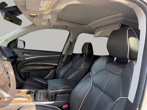 Used 2019 Acura MDX w/ Advance & Entertainment Pkg FWD image 18