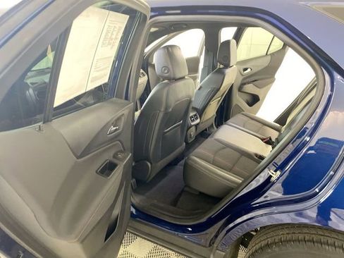 Used 2022 Chevrolet Equinox RS image 29