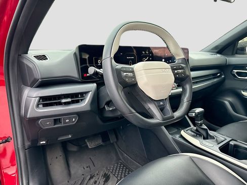 Used 2025 Kia K4 GT-Line w/ GT-Line Premium Package FWD image 9