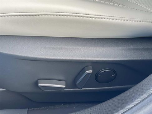 Used 2022 Ford Mustang Mach-E Premium image 22