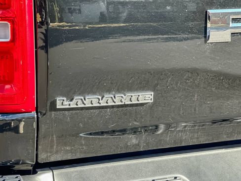 Used 2025 RAM 1500 Laramie AWD/4WD image 26