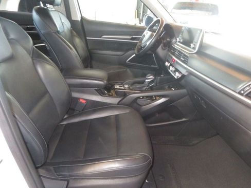 Used 2020 Kia Telluride S FWD image 33