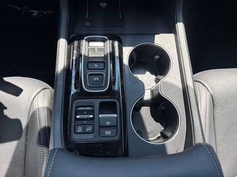 Used 2025 Honda Pilot EX-L image 23