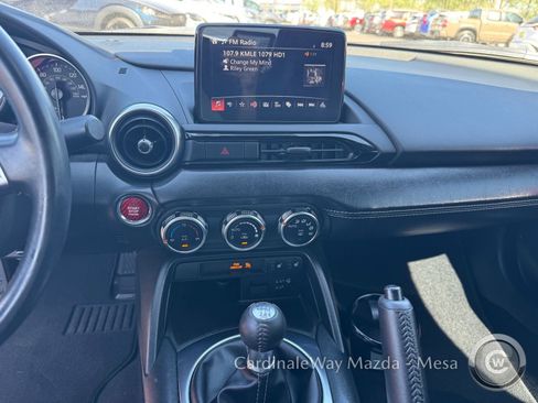 Used 2022 MAZDA MX-5 Miata Grand Touring RWD image 17