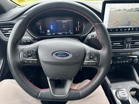 Used 2024 Ford Escape ST-Line w/ Tech Pack #1 AWD/4WD image 23
