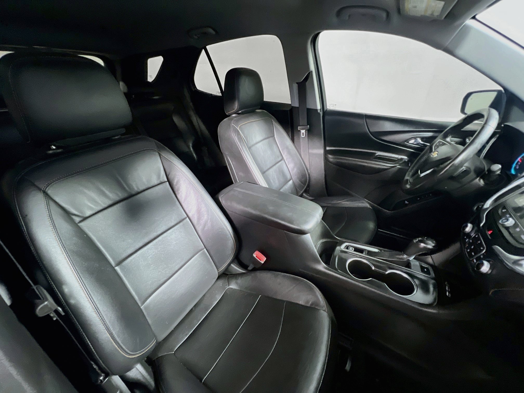 Used 2019 Chevrolet Equinox Premier FWD image 30