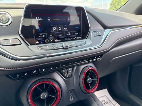 Used 2022 Chevrolet Blazer RS w/ Enhanced Convenience Package AWD/4WD image 19
