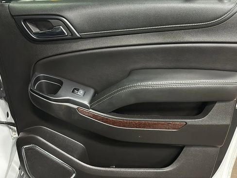 Used 2018 GMC Yukon XL SLT image 20