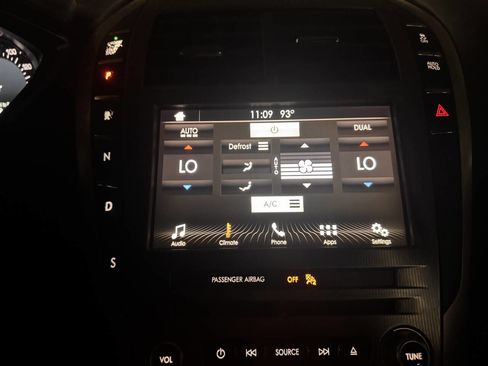 Used 2017 Lincoln MKZ Premiere image 37