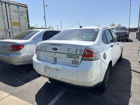 Used 2008 Ford Focus SE FWD image 3