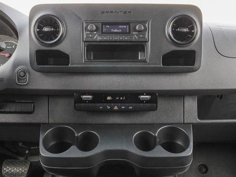 New 2025 Mercedes-Benz Sprinter 2500 image 13