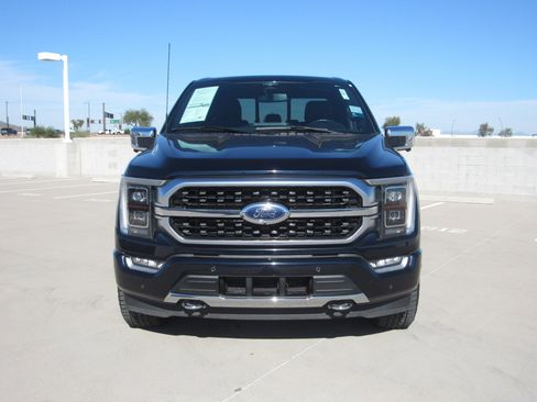 Used 2023 Ford F150 Platinum image 3