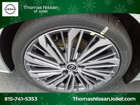 New 2025 Nissan Altima 2.5 SL image 9