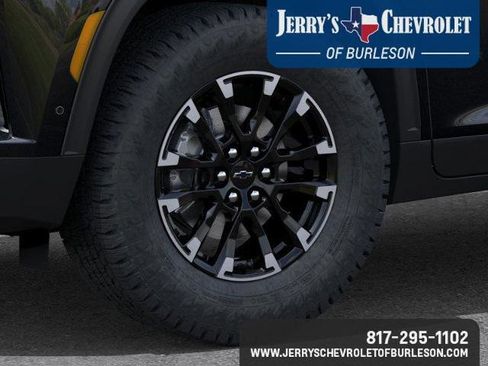 New 2026 Chevrolet Traverse Z71 image 11