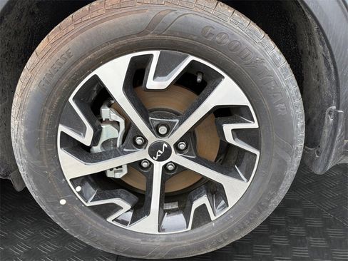 New 2025 Kia Sportage EX image 20