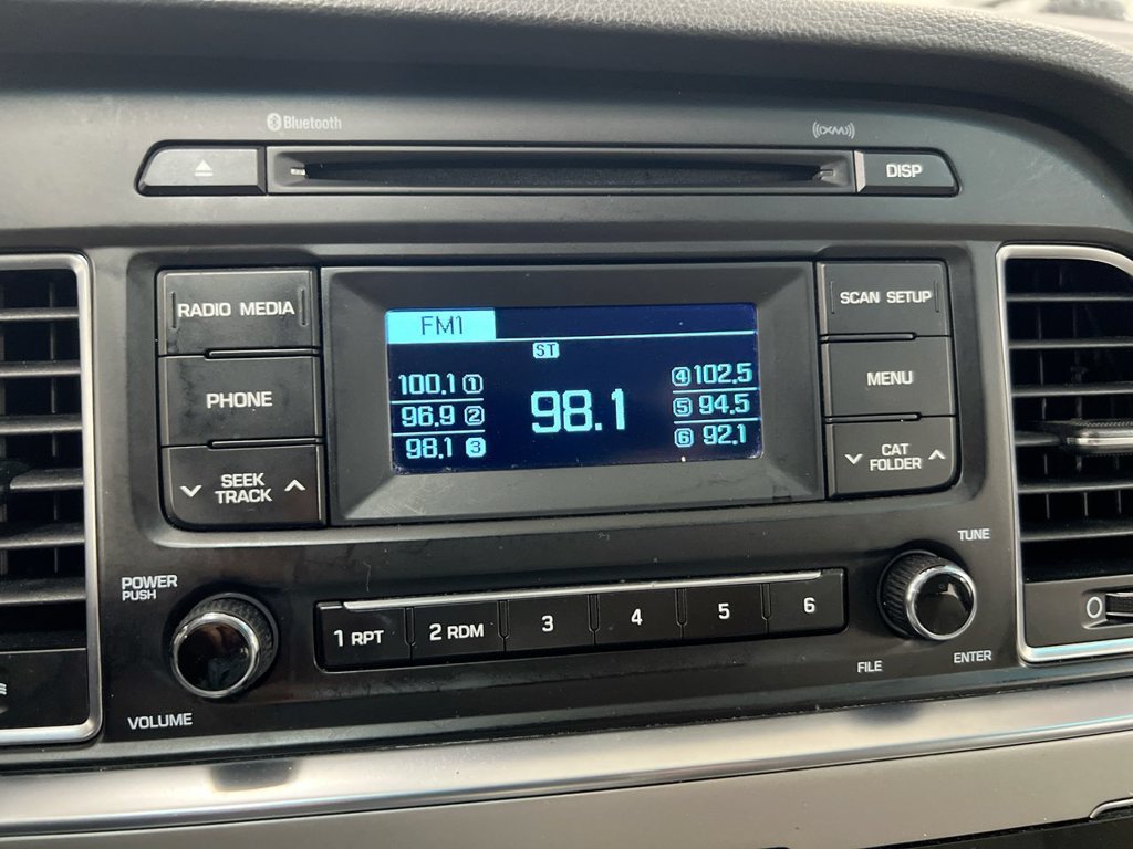 Used 2015 Hyundai Sonata SE FWD image 14