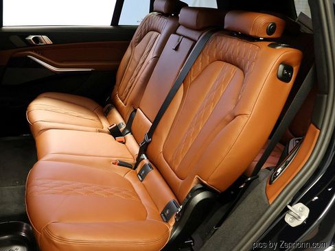 New 2026 BMW X7 xDrive40i w/ M Sport Package image 12