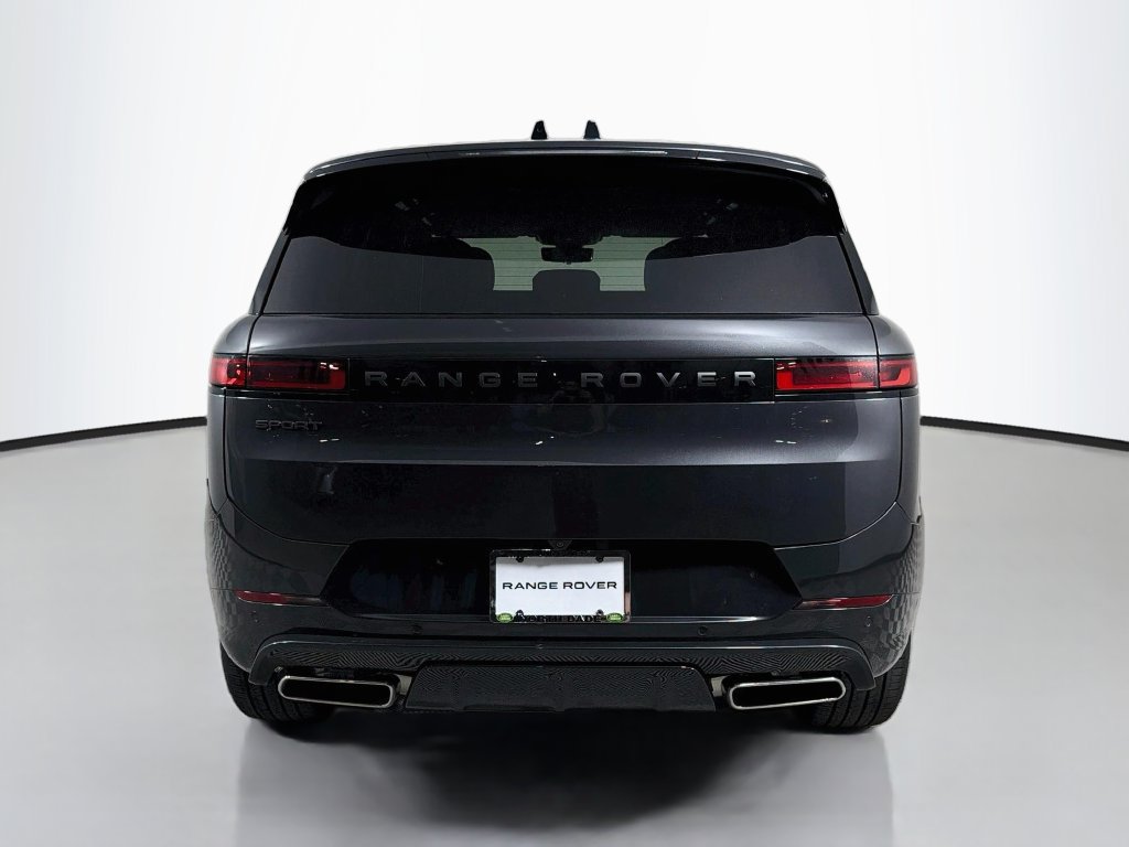 New 2027 Land Rover Range Rover Sport Dynamic SE AWD/4WD image 6