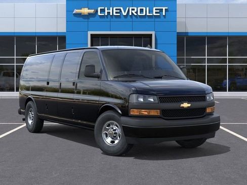 New 2026 Chevrolet Express 3500 Work Van w/ Driver Convenience Package image 8