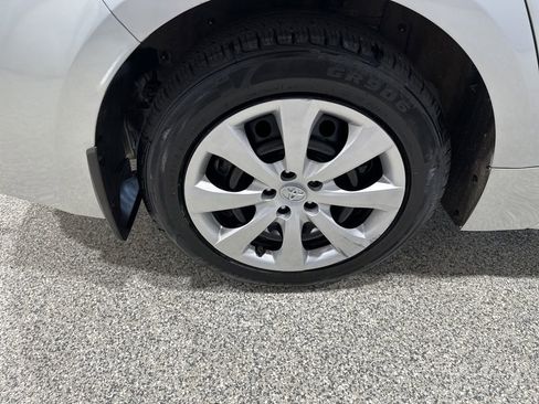 Used 2023 Toyota Corolla LE w/ Carpet Mat Package (TMS) FWD image 20