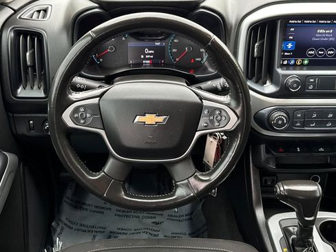 Used 2019 Chevrolet Colorado LT RWD image 16