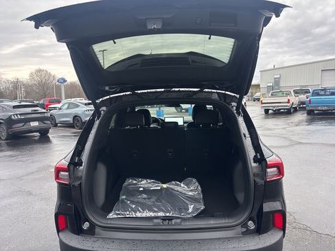 New 2026 Ford Escape ST-Line w/ Tech Pack #1 FWD image 18