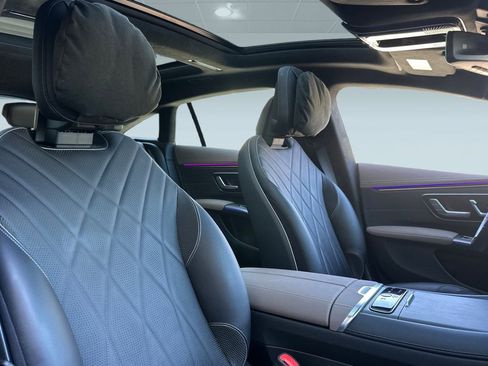 Certified 2023 Mercedes-Benz EQS 580 4MATIC Sedan image 32